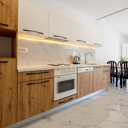 Apartmani Judik Неум Екстер'єр фото